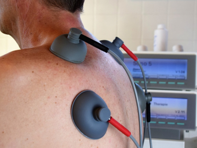 Electroterapia en fisioterapia: ¿Qué es y cómo funciona? - Material Estética